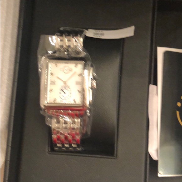 GV2 by Gevril stainless women  bracelet watch - Picture 3 of 7